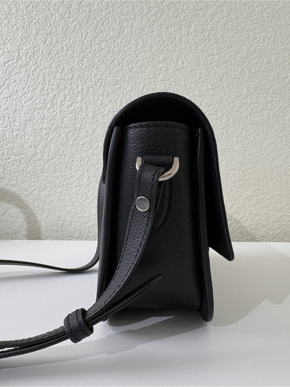 Versace Medusa Black Leather Crossbody Bag with Medallion Accent new - Picture 4 of 12